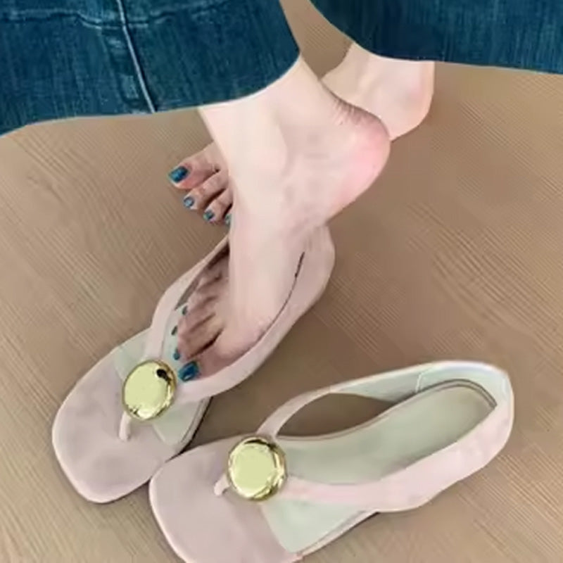Minimalistische Damen-Sandalen mit verstecktem Absatz